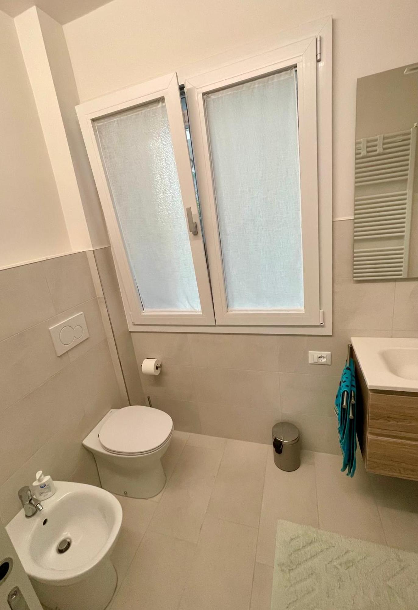 Anita'S House-Abitazione A Pochi Passi Dal Centro Apartment เปซาโร ภายนอก รูปภาพ
