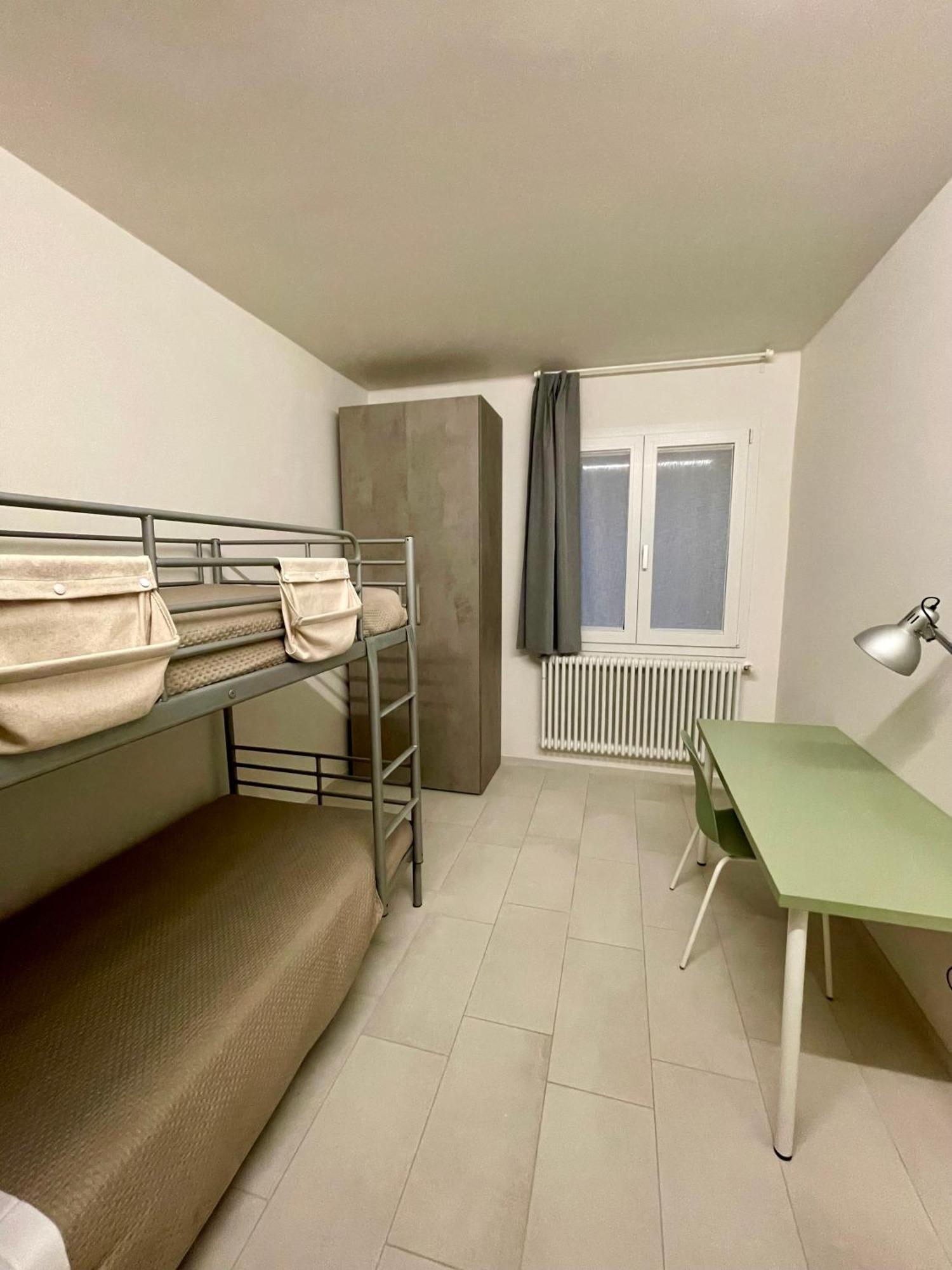 Anita'S House-Abitazione A Pochi Passi Dal Centro Apartment เปซาโร ภายนอก รูปภาพ